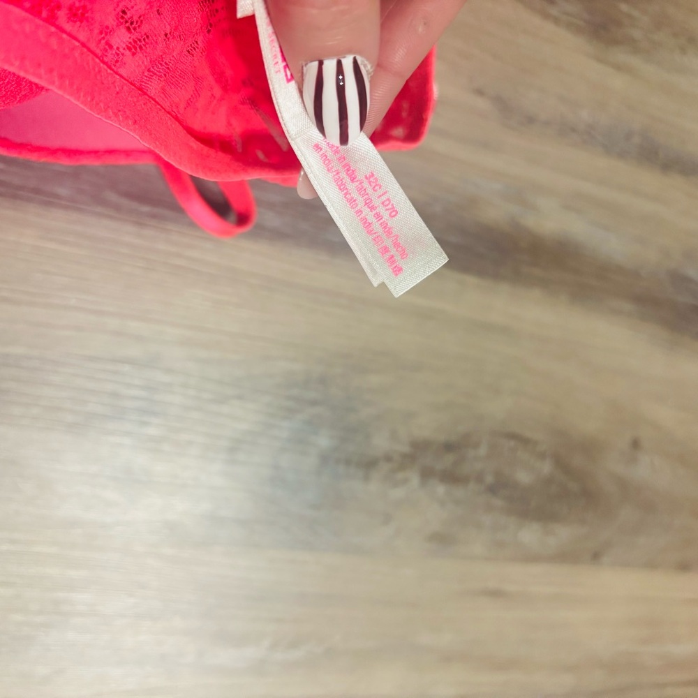 PINK Victoria's Secret Coral Lace Bra - Picture 3 of 4